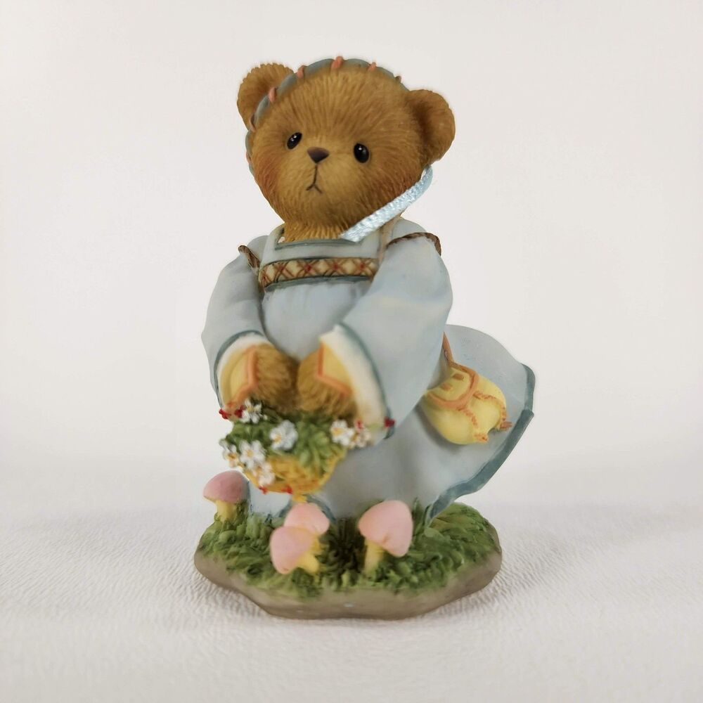 Retired Cherished Teddies Maid Marian Figurine 2007 Avon Exclusive 4010995